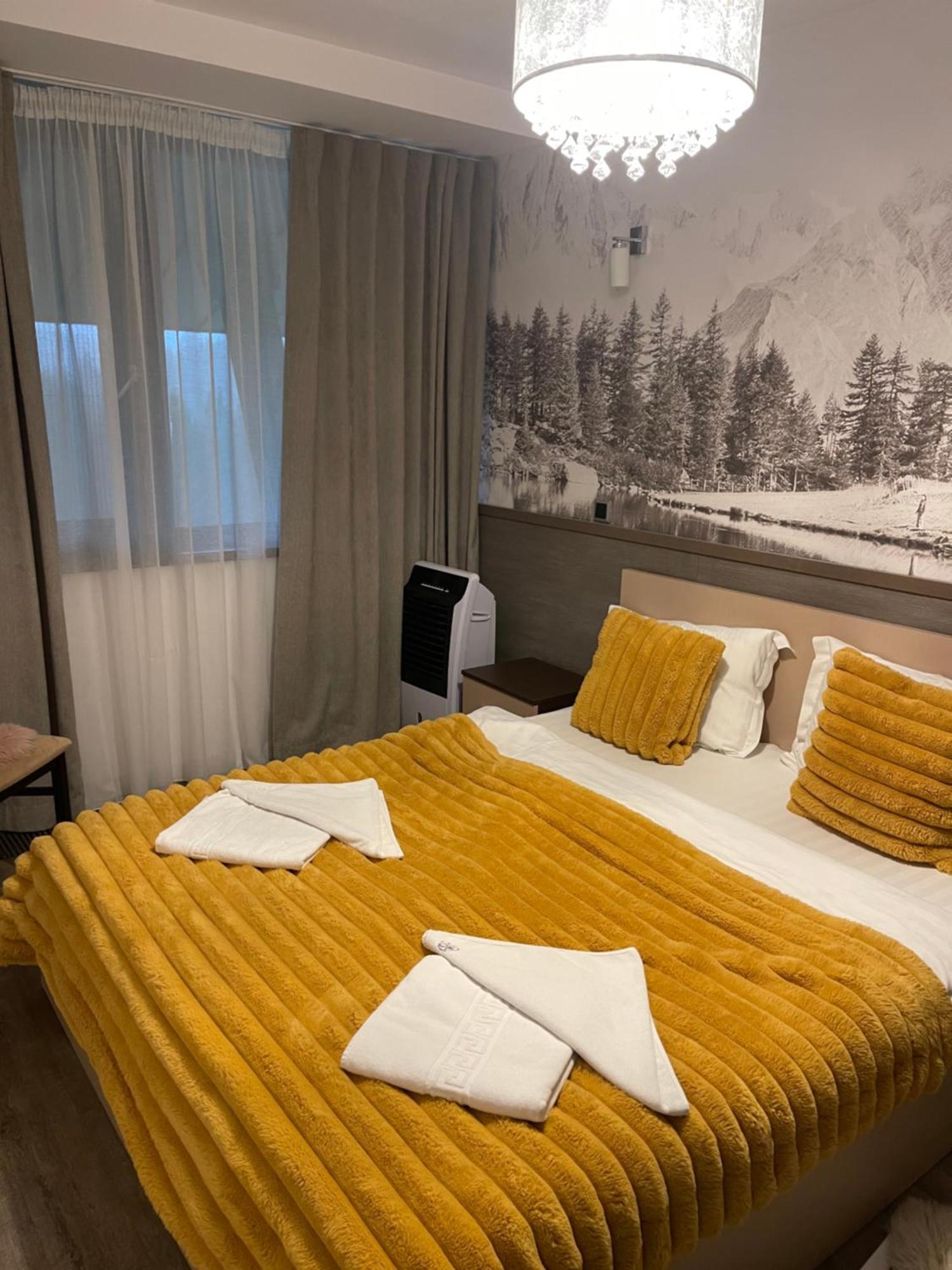 Pentahouse Mountain Belle Vue Apartment Poiana Brasov